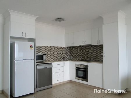 708/22-24 ROSEBERRY ST, Gladstone, QLD 4680 - Photo 4