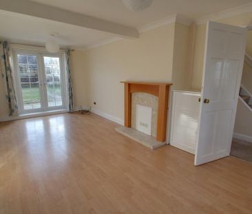 2 bedroom semi-detached house to rent - Photo 2