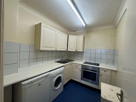 1 bedroom flat to rent - Photo 4