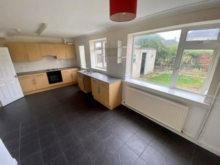 Woodsford Grove, Clifton, Property for rent - Photo 3