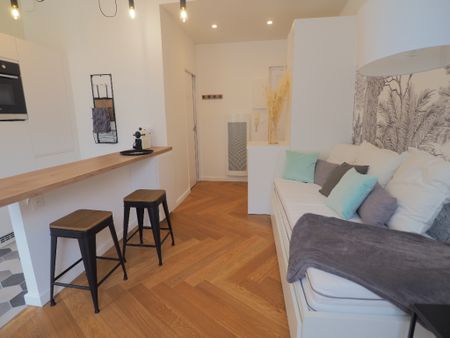 Location Appartement 1 pièce 23m² - Photo 3