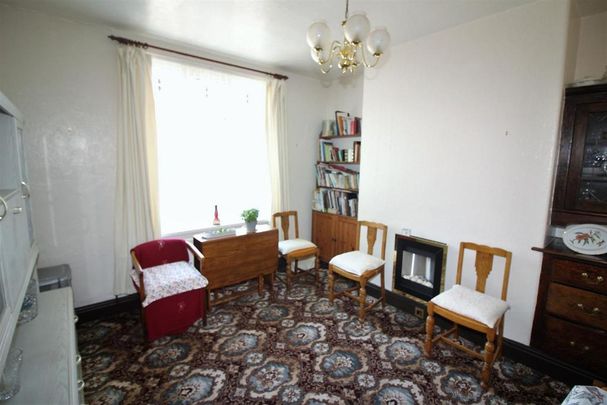 3 bedroom semi-detached house to rent - Photo 1