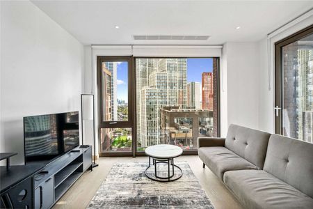 Viaduct Gardens, London, SW11 7DY - Photo 3