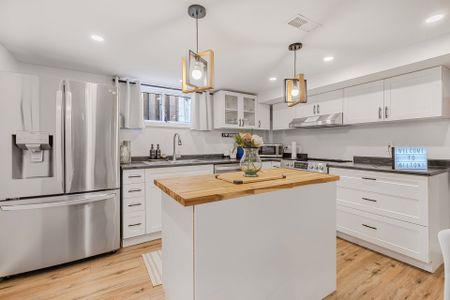 For Lease - 248 Kingsleigh Court Unit# Suite, Milton, Ontario - Photo 4