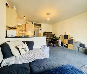 Studio to rent - Photo 5