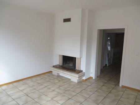 Joli appartement de 3,5 pièces avec cheminée de salon. - Foto 3