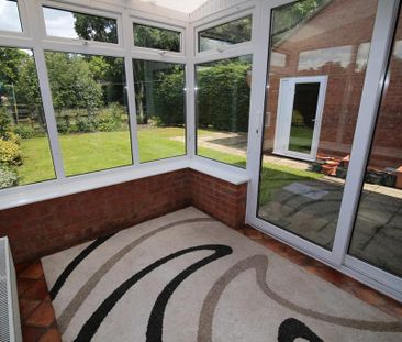 3 bedroom semi-detached house to rent - Photo 2