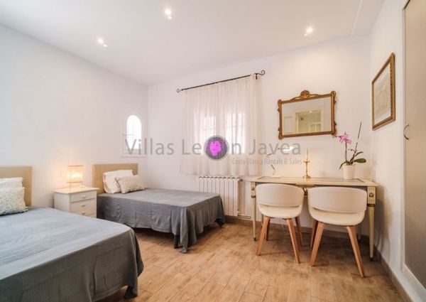 4 room luxury Villa for rent in Javea, Spain