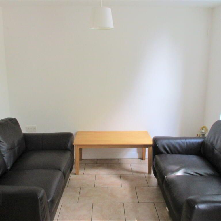 Rugby Avenue, University Quarter!, Belfast, BT7 1RG - Photo 1