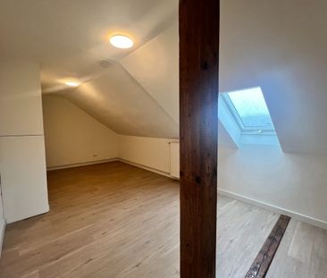 Helle und geräumige DG-Wohnung zu vermieten - Photo 4