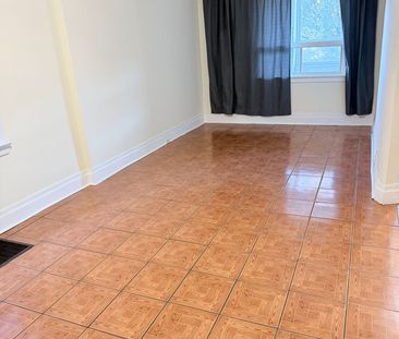 For Lease - 241 Dunraven Drive Unit# Main, Toronto, Ontario - Photo 1