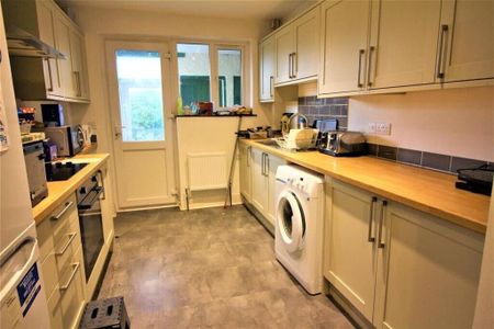 Greystoke Avenue, Southmead - Photo 3