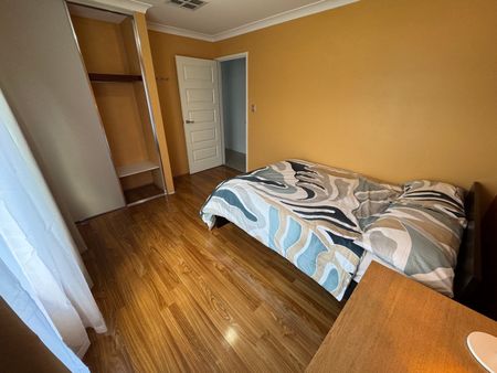 Forrestfield - Photo 2