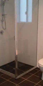 “Convenient Location with Car Park!” - Photo 4