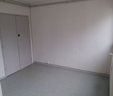 Location - Appartement T2 - 37 m² - Grand-Charmont - Photo 5