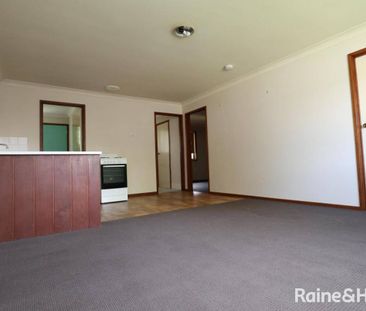 NEAT TWO BEDROOM UNIT - Photo 2