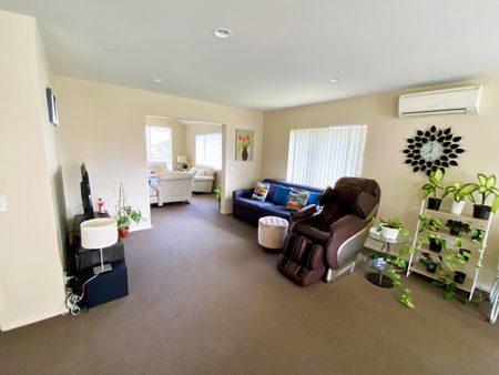 12 Tivoli Court, Flat Bush, Auckland - Photo 4