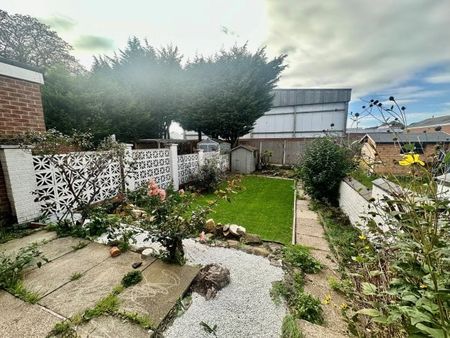 Acton Road, NOTTINGHAM, NG10 - Photo 5