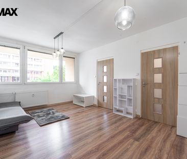 Pronájem bytu 1+1 31 m² - Photo 2