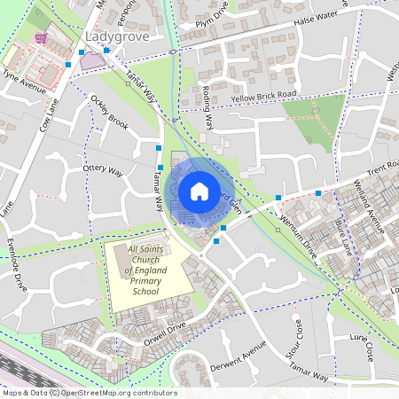 2 Double Bedroom House With Garage On Ladygrove