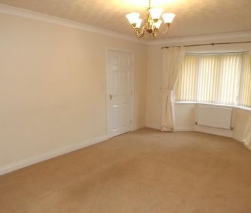6 bedroom detached house to rent - Photo 2