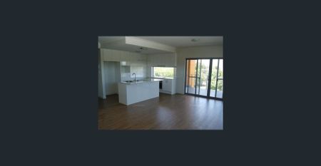 WOW! DON'T MISS OUT ON THIS MODERN SECURE APPARTMENT - Photo 3