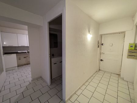 APPARTEMENT T2 A LOUER LYON 1ER ARRONDISSEMENT Normale-Chartreux - Photo 3