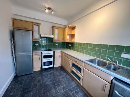 1 Bedroom Flat / Apartment - Millbrook Road East, Southampton - Photo 3