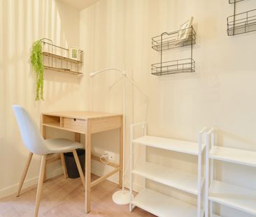 CERES R Roommate 3 Bedrooms at Reims - Photo 2