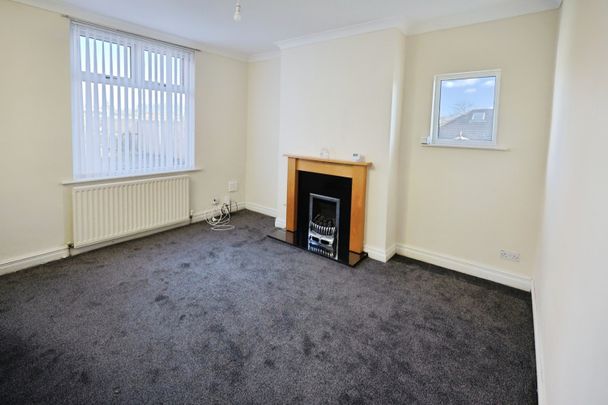 2 bedroom House To Let - Photo 1