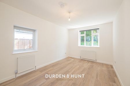 High Street, Ongar - Photo 3