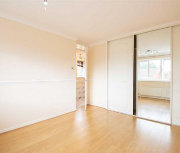 3 bedroom detached house to rent - Photo 5