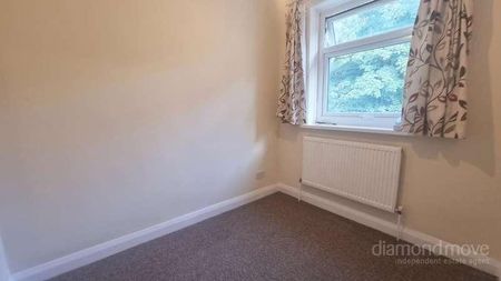 Saxon Avenue, Feltham, TW13 - Photo 2