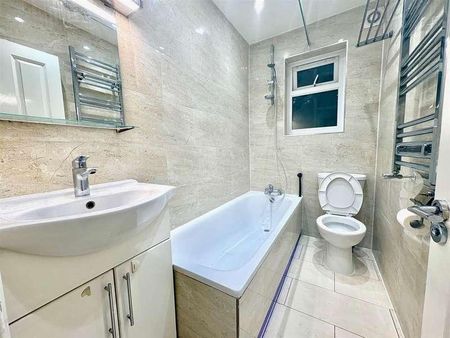 Fortess Road, London, NW5 - Photo 3