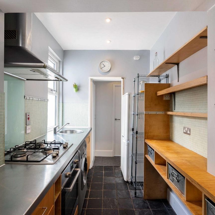 2 bedroom terraced house to rent - Photo 1
