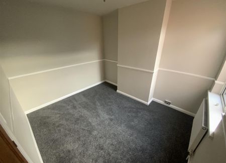 Lily Road, Yardley - Photo 3