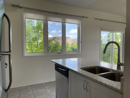 For Lease - 3055 Thomas Street Unit# 203, Mississauga, Ontario - Photo 4