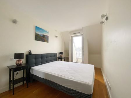 Location Appartement 4 pièces Meublé 85m² PARIS 1er - Photo 4