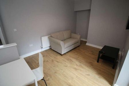 Oakland Road, West Jesmond, Newcastle Upon Tyne, NE2 - Photo 3