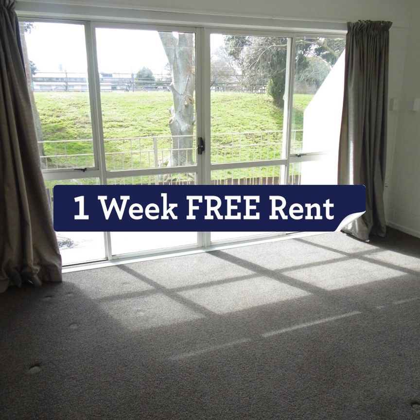 Fantastic location - Photo 1