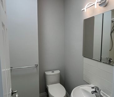 For Lease - 68 Yarmouth Road, Toronto, Ontario - Photo 4