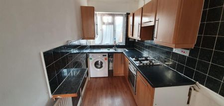 3 bedroom detached house to rent - Photo 5