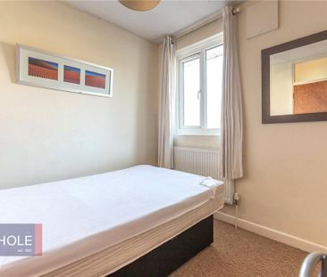3 bedroom terraced house to rent - Photo 6