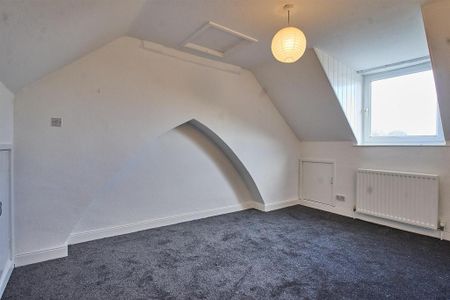 3 bedroom terraced house to rent - Photo 5