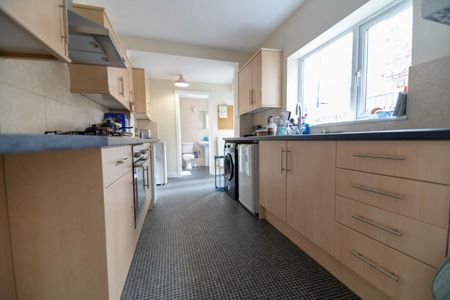 12 Hambleton Terrace, - Photo 4