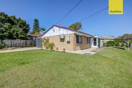 20 Minoa Street, Woodridge QLD 4114 - House For Rent | Domain - Photo 3