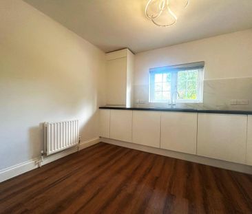 2 bedroom property to rent - Photo 4