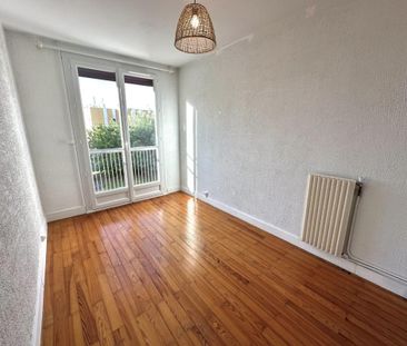 Location Appartement 4 pièces 69m² TALENCE 33400 - Photo 2