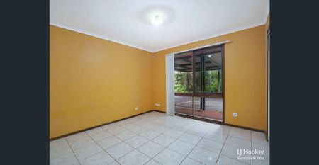 UNIQUE CHARACTER HOME ON SPACIOUS BLOCK - Photo 4