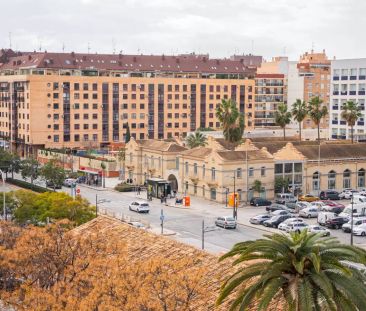 Room in a shared 4-bedroom apartment for rent in Cabanyal-Canyamelar, professionals and students welcome - Foto 5